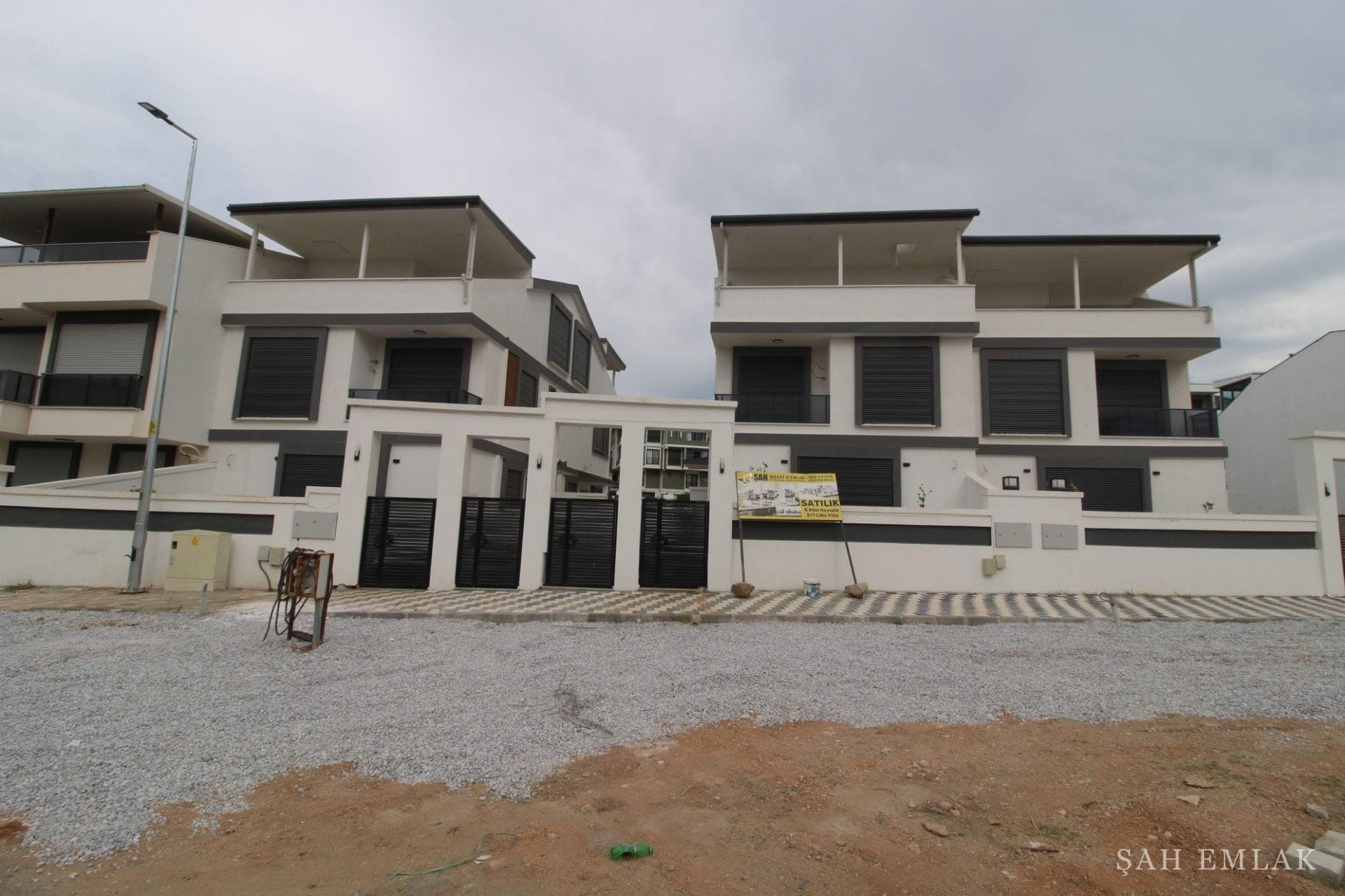 Hisar'da satılık 3+1 bitişik nizam villa, oturuma hazır